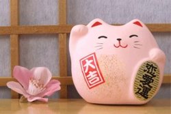Кошка на счастье